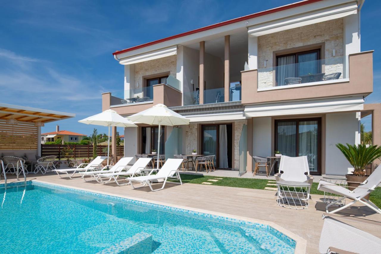 Villa Naiada นิกิติ ภายนอก รูปภาพ