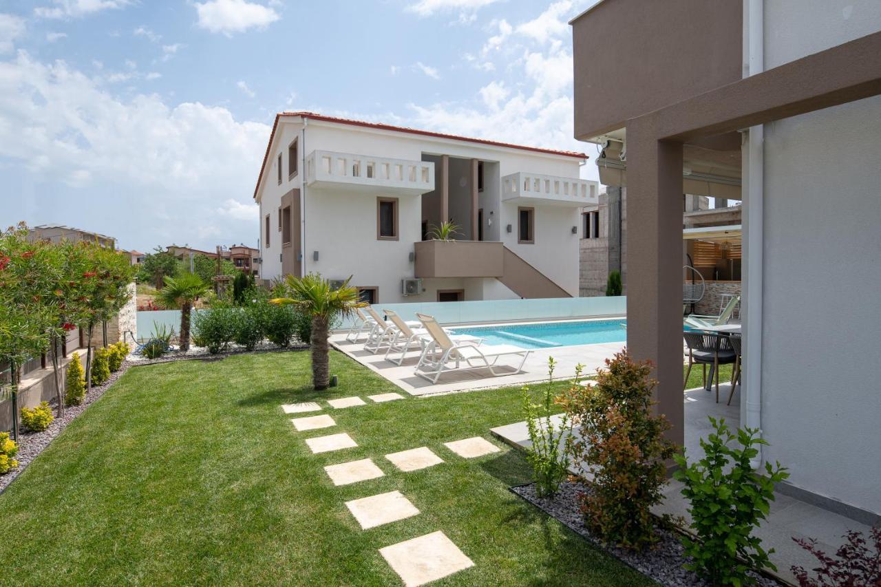 Villa Naiada นิกิติ ภายนอก รูปภาพ