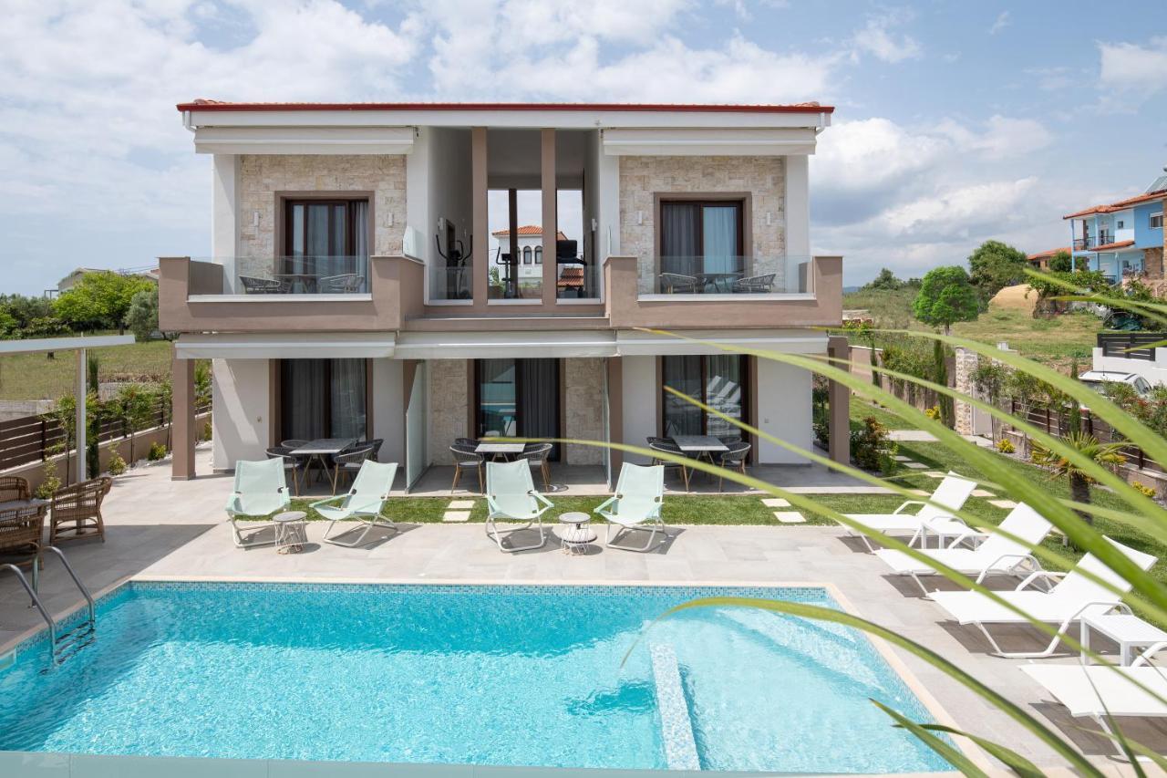 Villa Naiada นิกิติ ภายนอก รูปภาพ